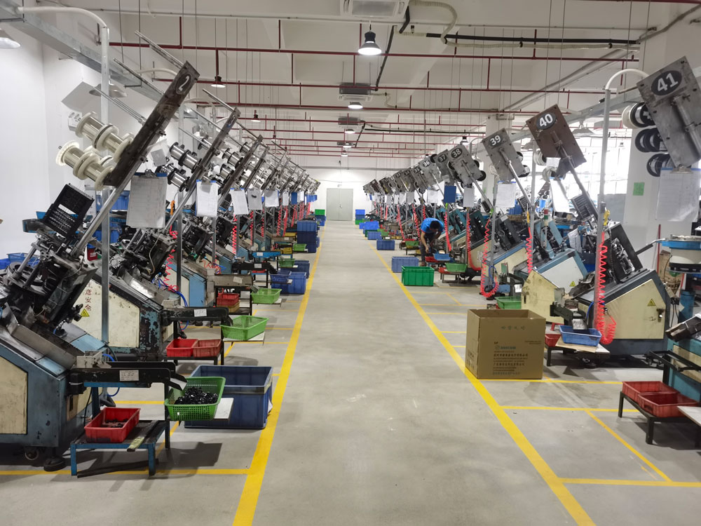 美高梅mgm1888工厂车间事情情形（广东河源）